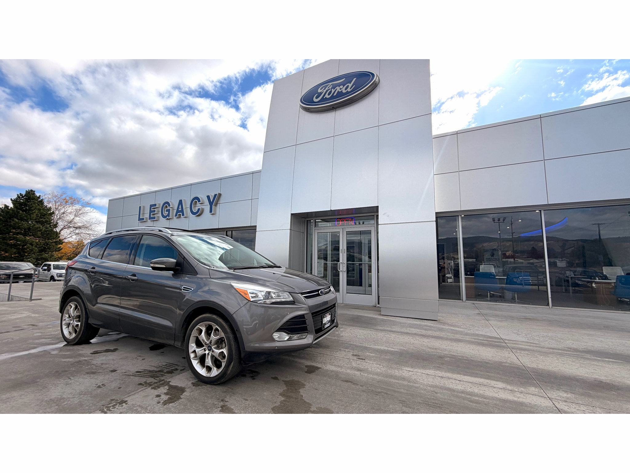 Used 2013 Ford Escape Titanium w/ Parking Technology Pkg