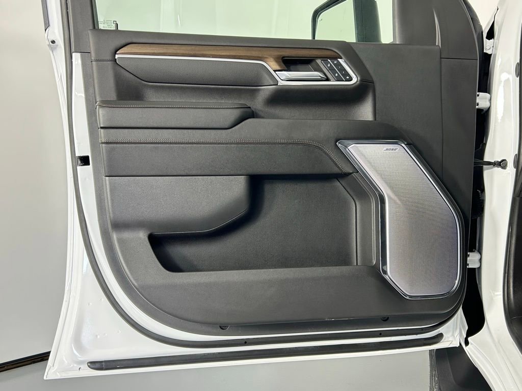 Used 2024 Chevrolet Silverado 2500 High Country w/ High Country Premium Package image 34