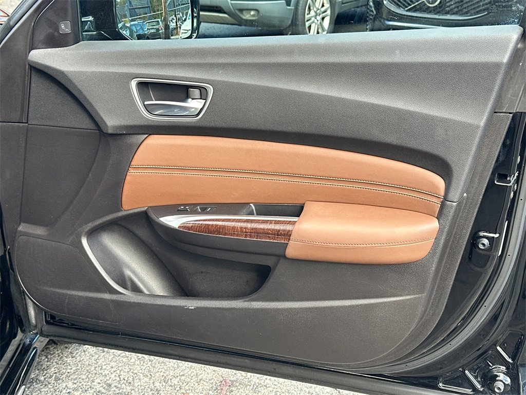 Used 2018 Acura TLX V6 SH-AWD w/ Advance Package image 14