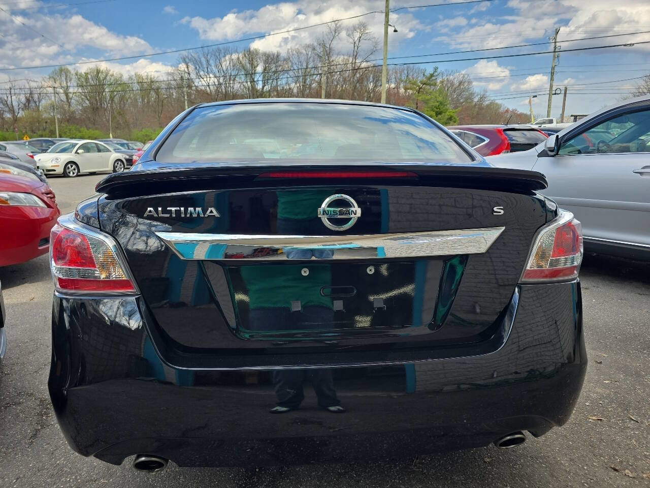 Used 2015 Nissan Altima 2.5 S w/ Sport Value Package image 5