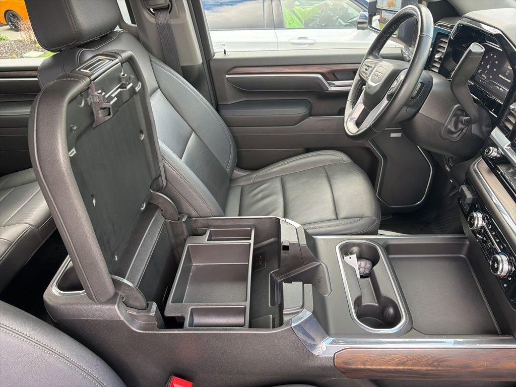 Used 2025 GMC Sierra 2500 SLT AWD/4WD image 38