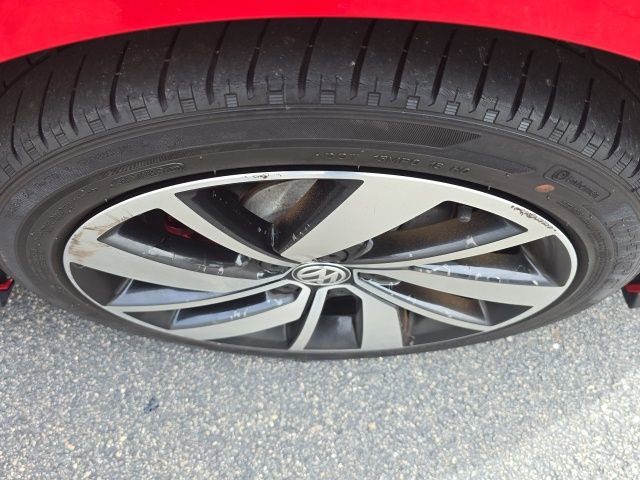 Used 2019 Volkswagen Jetta GLI image 25