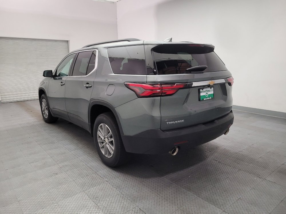 Used 2022 Chevrolet Traverse LT FWD image 5