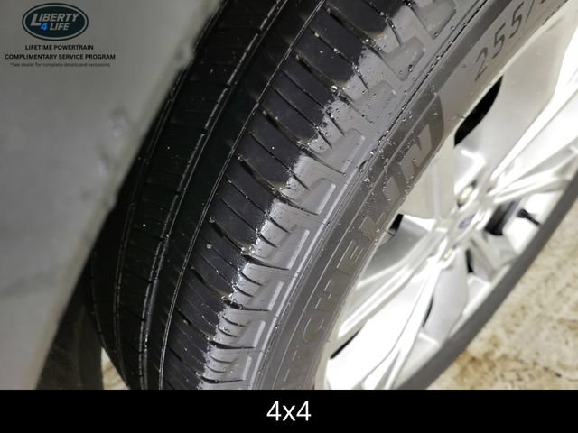 Used 2023 Ford Explorer XLT w/ Equipment Group 202A AWD/4WD image 11