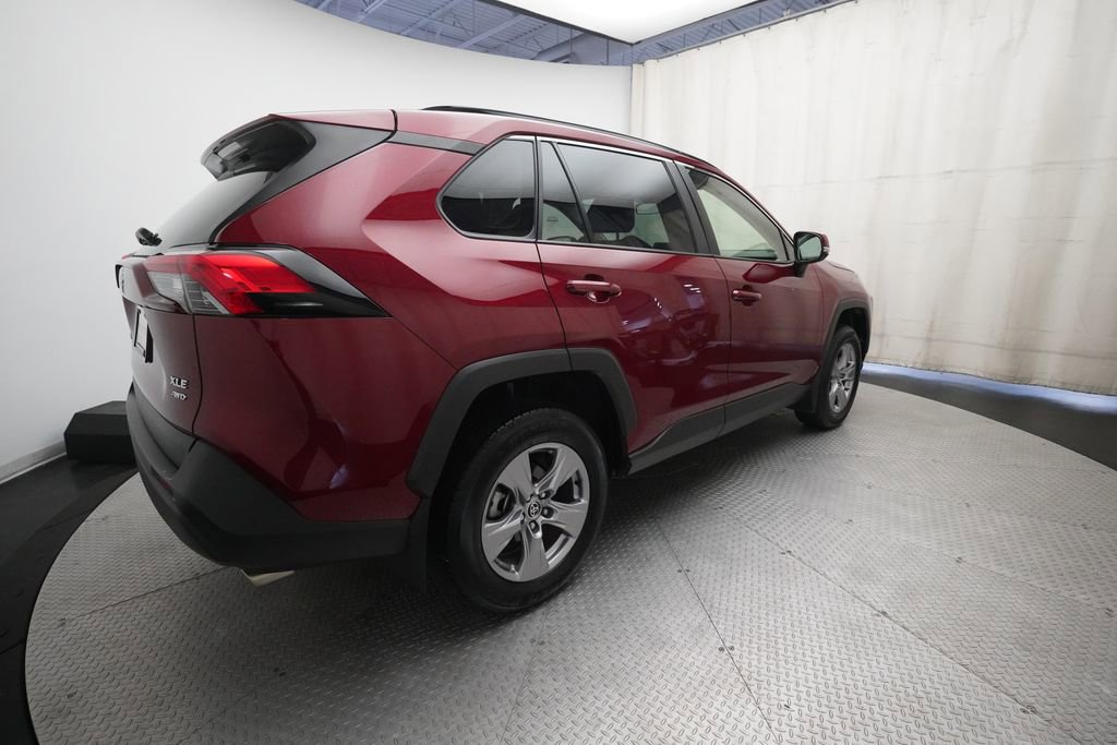 Used 2023 Toyota RAV4 XLE AWD/4WD image 34