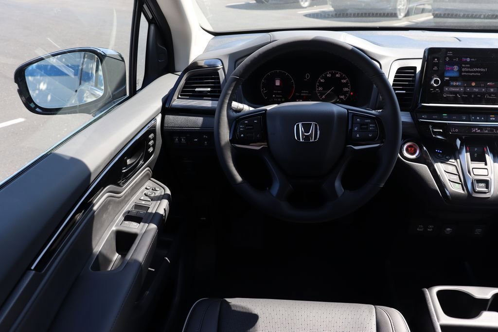 Used 2026 Honda Odyssey Elite image 21