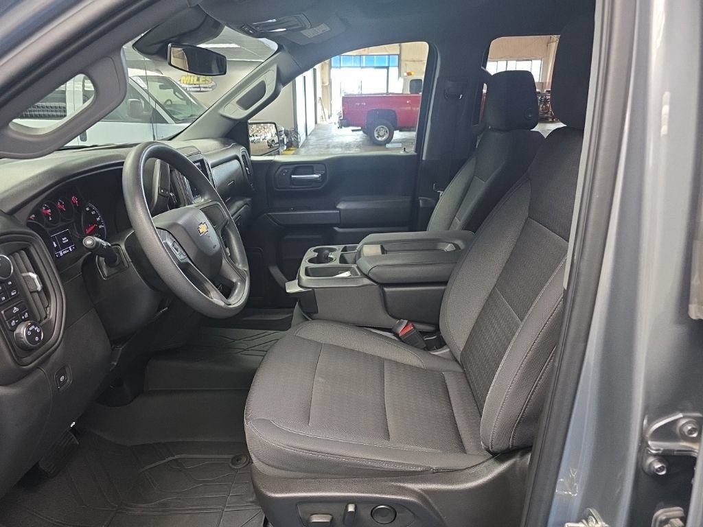 Certified 2023 Chevrolet Silverado 1500 Custom w/ LPO, Dark Essentials Package AWD/4WD image 16