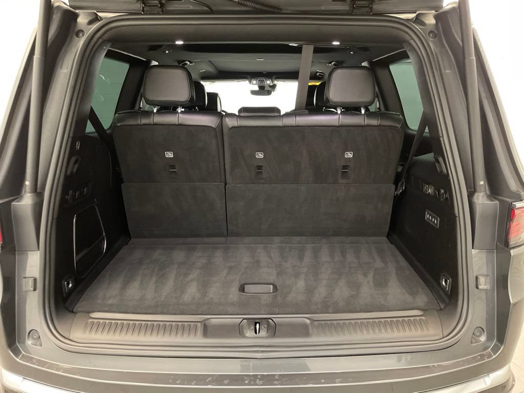 Certified 2022 Jeep Wagoneer Series III w/ Premium Group I AWD/4WD image 24