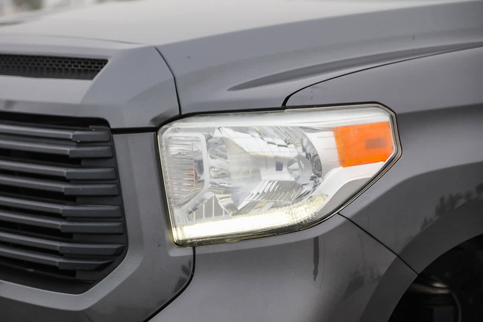 Used 2015 Toyota Tundra Platinum image 8