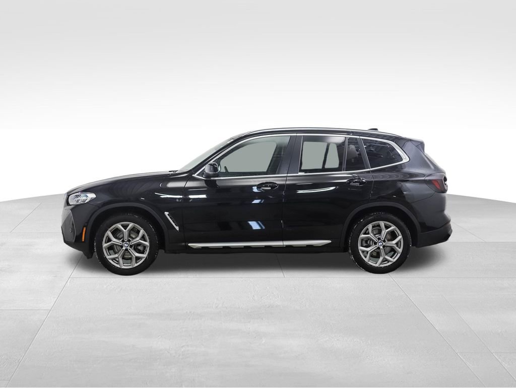 Certified 2023 BMW X3 xDrive30i w/ Premium Package image 2