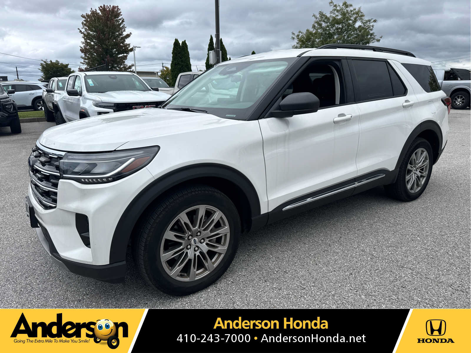 Used 2025 Ford Explorer Active w/ Active Comfort Package AWD/4WD image 1