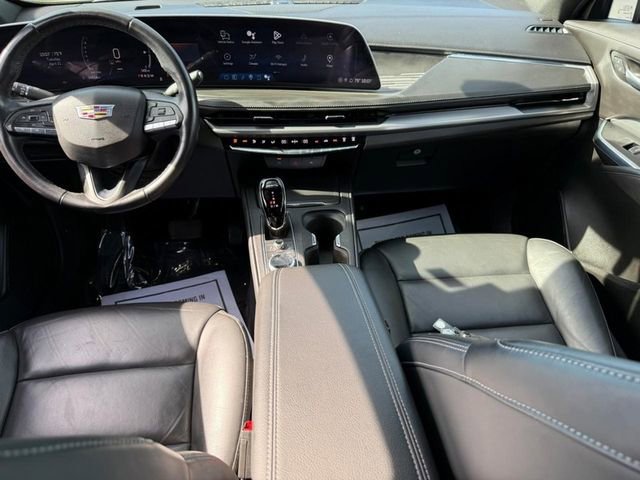 Used 2024 Cadillac XT4 Premium Luxury FWD image 10