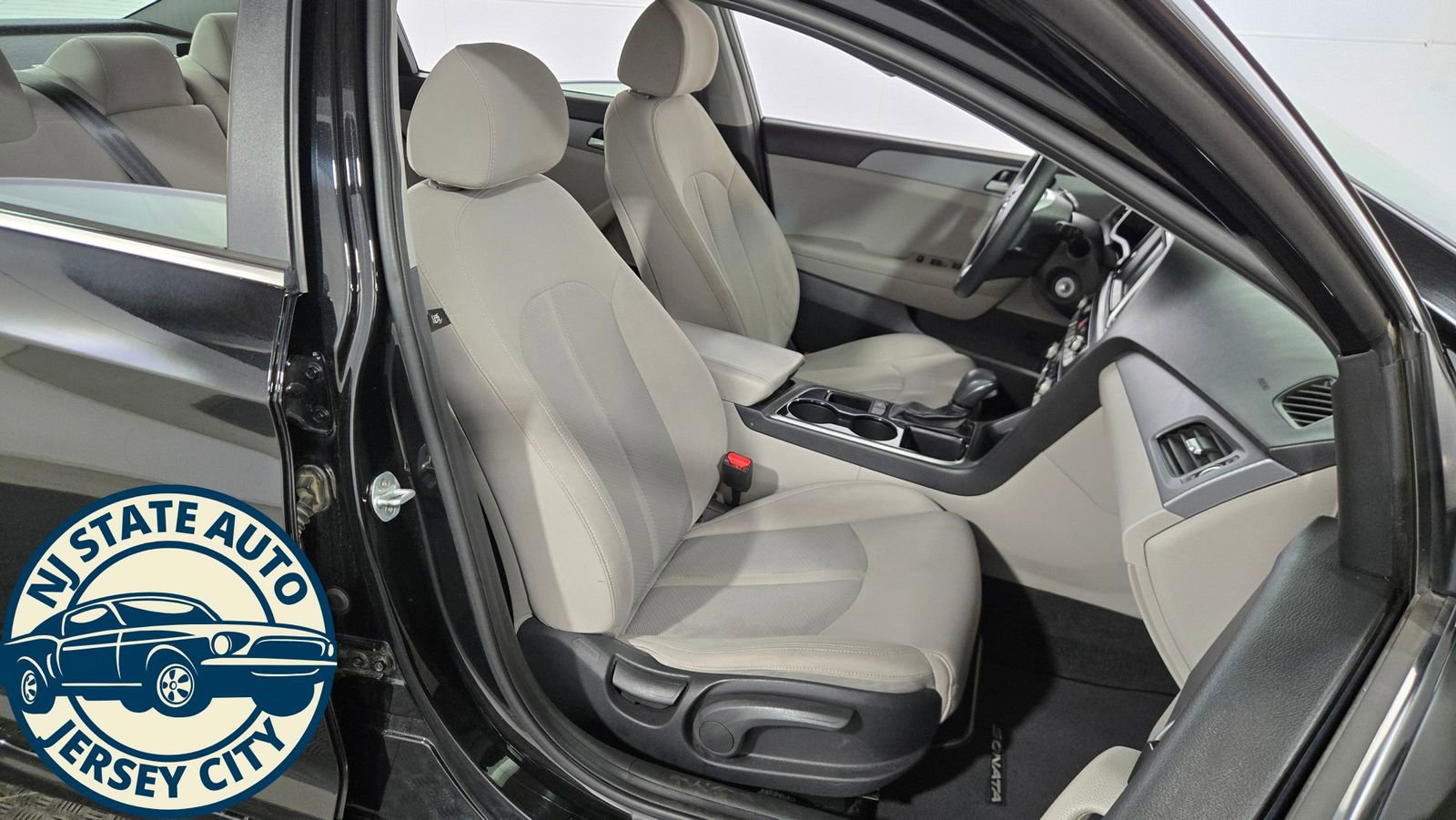 Used 2019 Hyundai Sonata SE FWD image 37