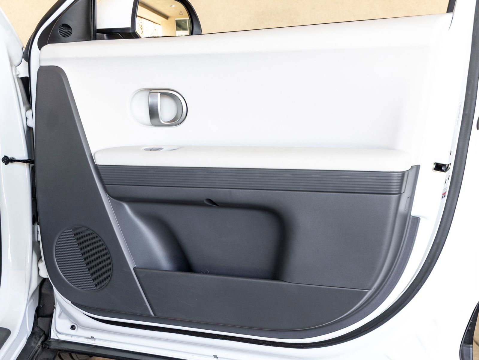 Used 2024 Hyundai Ioniq 5 SE RWD image 25