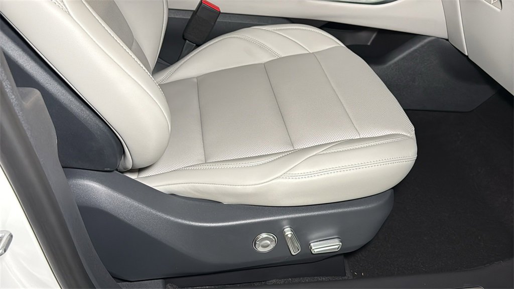 New 2026 Lincoln Nautilus Premier w/ Equipment Group 102A image 10