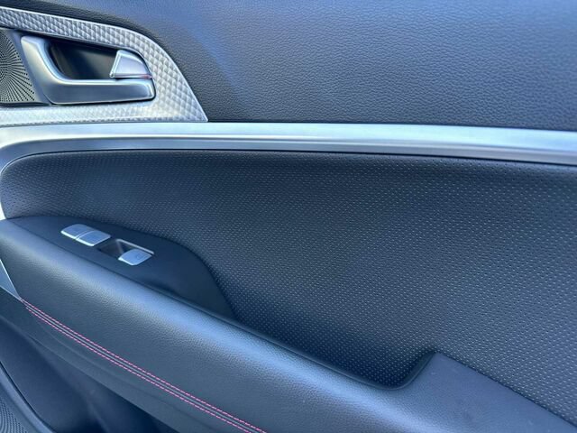 Used 2023 Genesis G70 2.0T w/ Sport Prestige Package RWD image 19