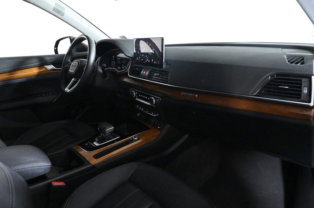 Used 2023 Audi Q5 2.0T Premium Plus w/ Premium Plus Package AWD/4WD image 15
