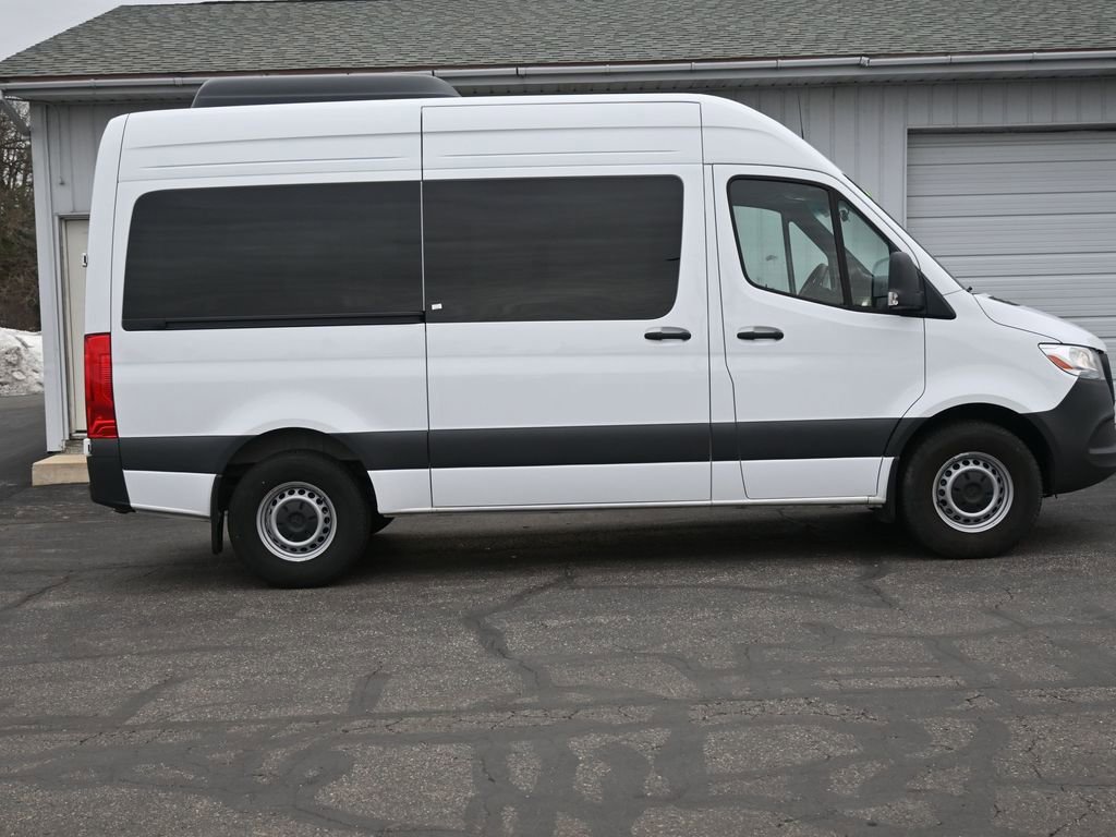 Used 2024 Mercedes-Benz Sprinter 2500 image 5