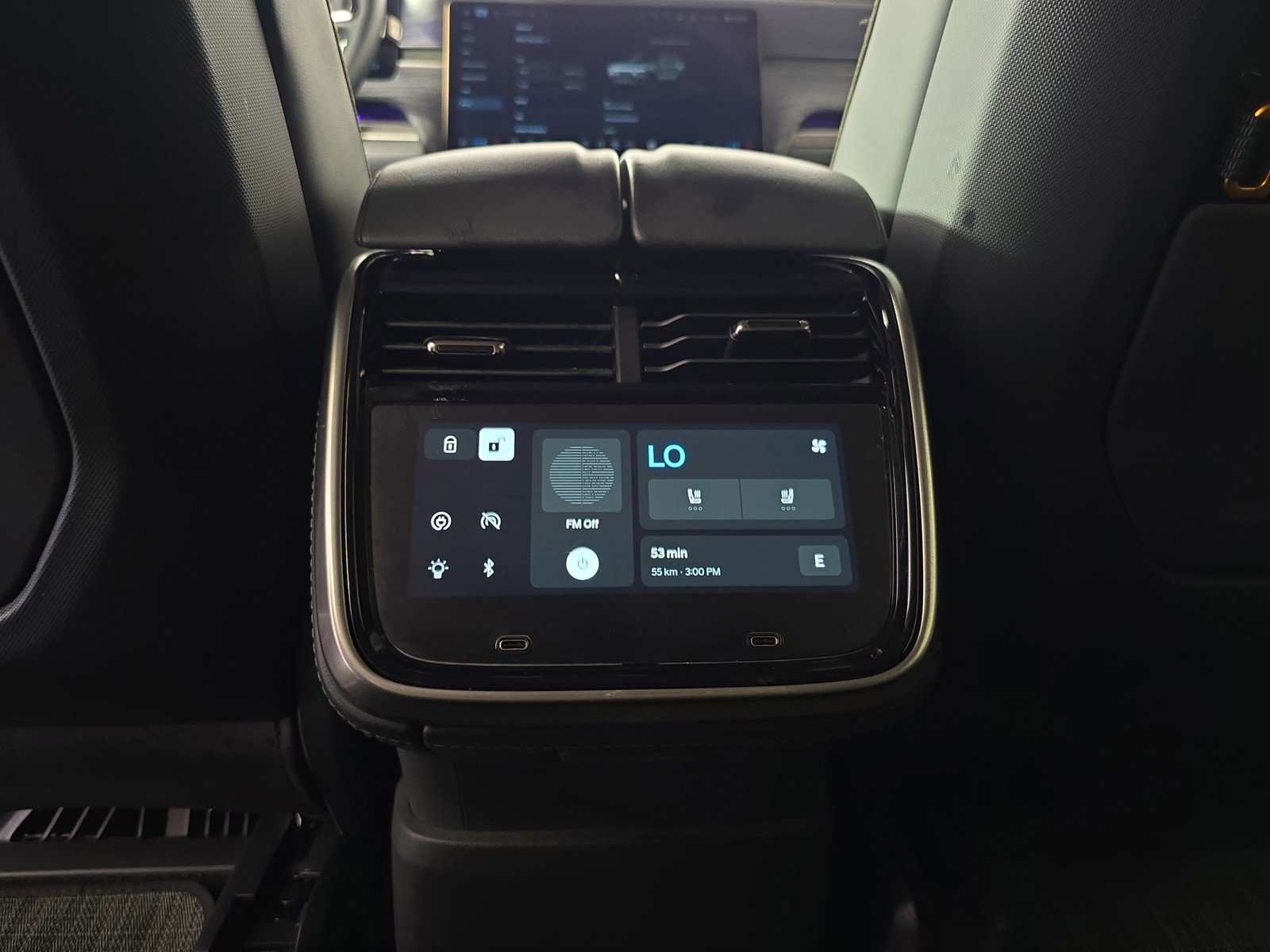 Used 2023 Rivian R1S Adventure image 27