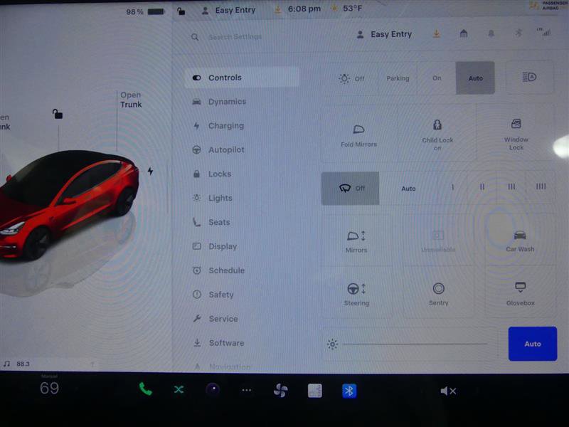 Used 2023 Tesla Model 3 Standard Range image 11