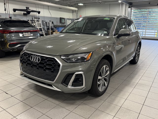 Certified 2024 Audi Q5 2.0T Premium Plus AWD/4WD image 8
