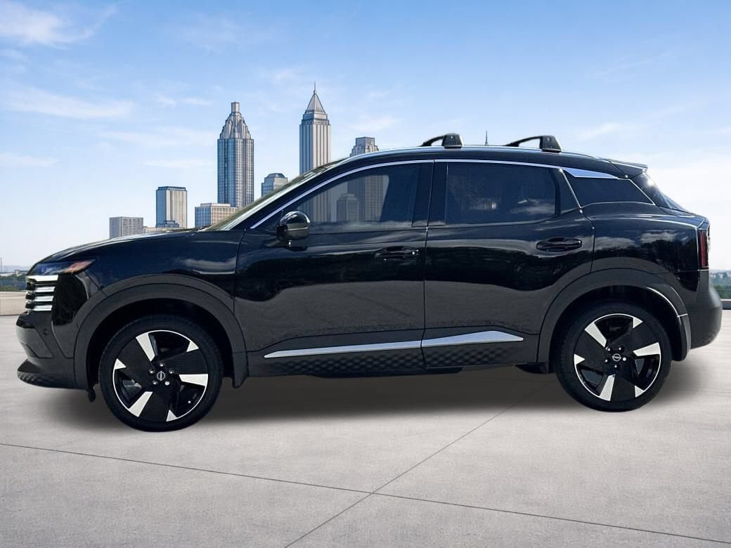 New 2025 Nissan Kicks SR FWD image 21