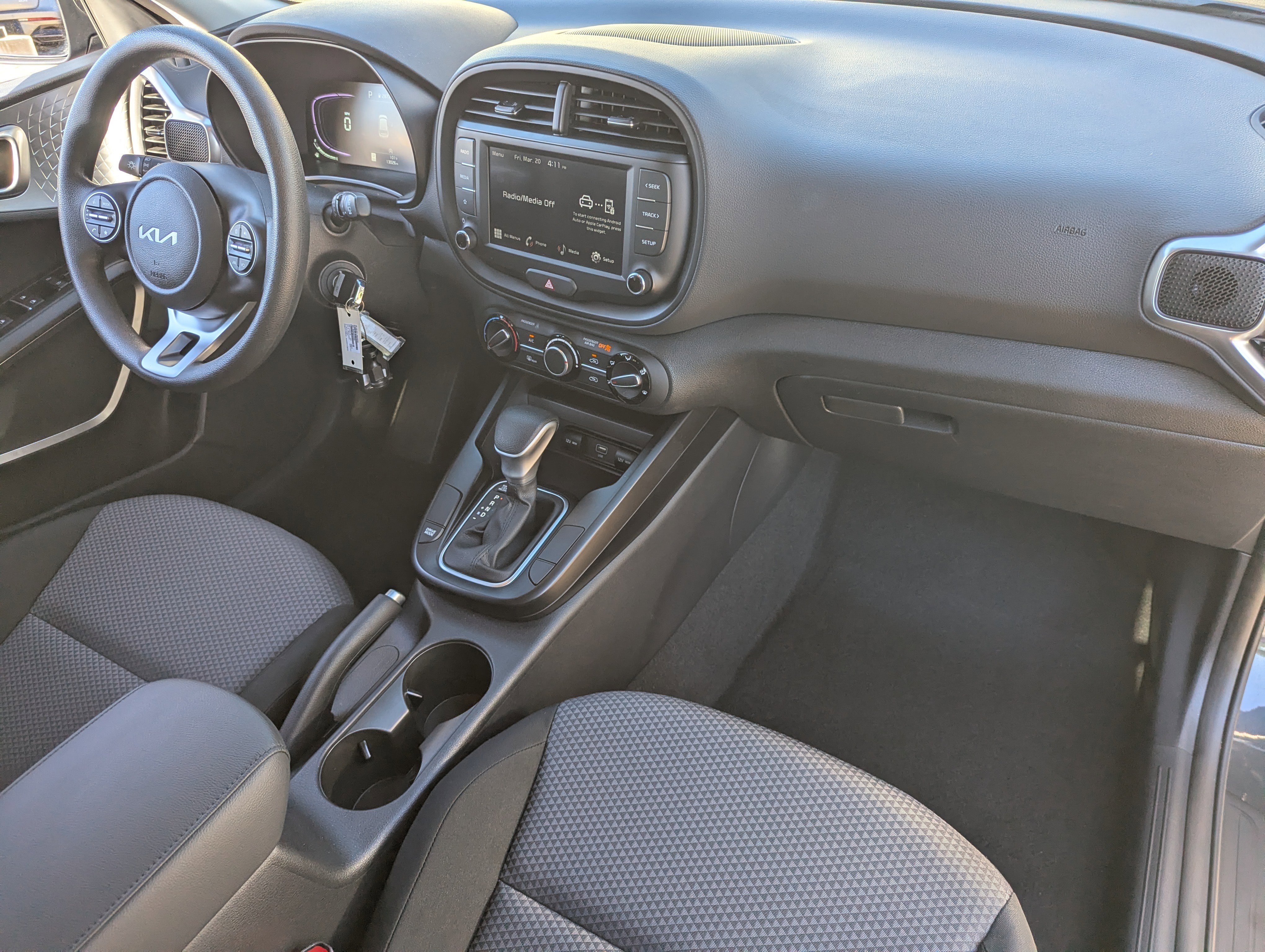 Certified 2025 Kia Soul LX w/ LX Technology Package image 10