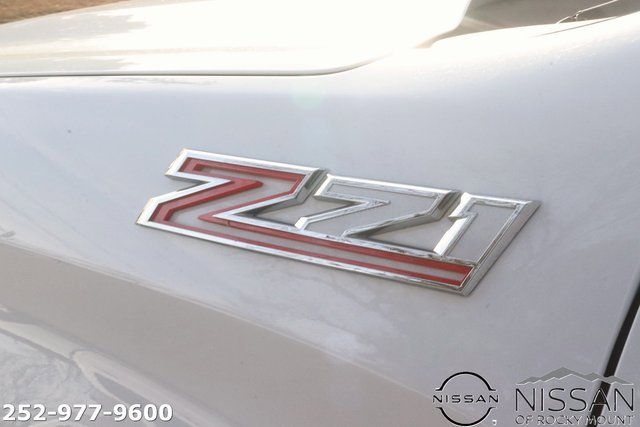 Used 2020 Chevrolet Silverado 1500 LT Trail Boss w/ Bed Protection Package image 11