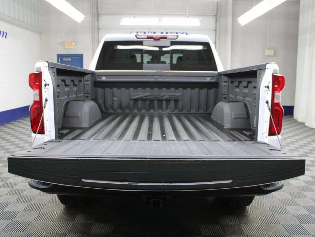 Used 2023 Chevrolet Silverado 1500 ZR2 image 41