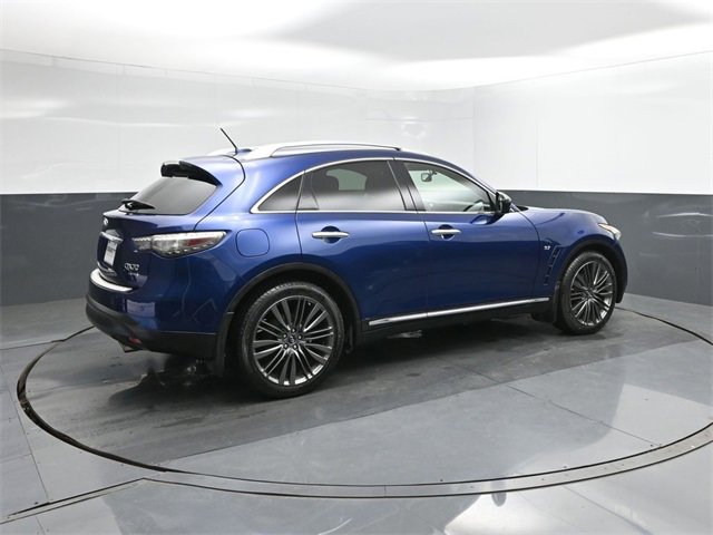 Used 2017 INFINITI QX70 AWD w/ Limited Package image 15