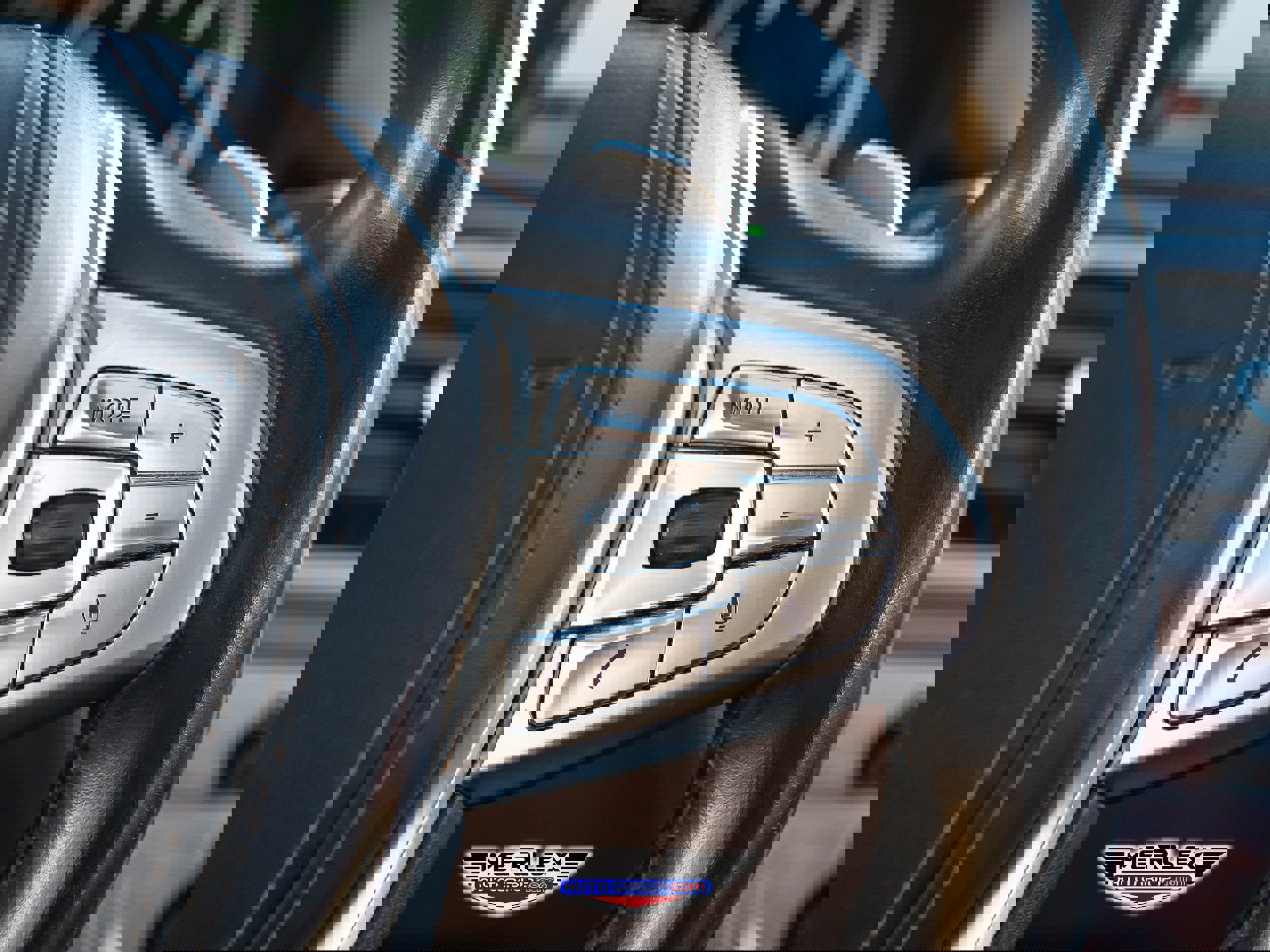 Used 2018 BMW 750i w/ Executive Package image 26