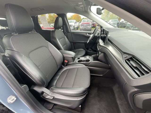 New 2025 Ford Escape SE image 24