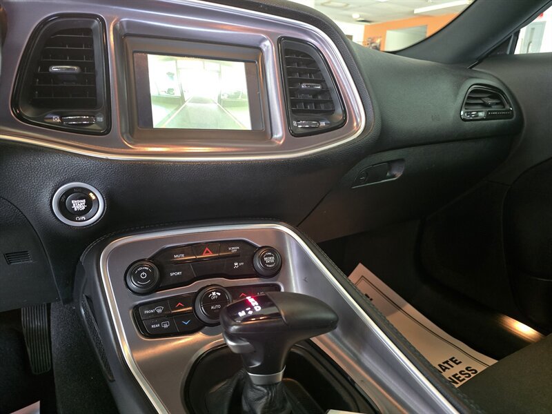 Used 2019 Dodge Challenger SXT w/ Blacktop Package RWD image 20