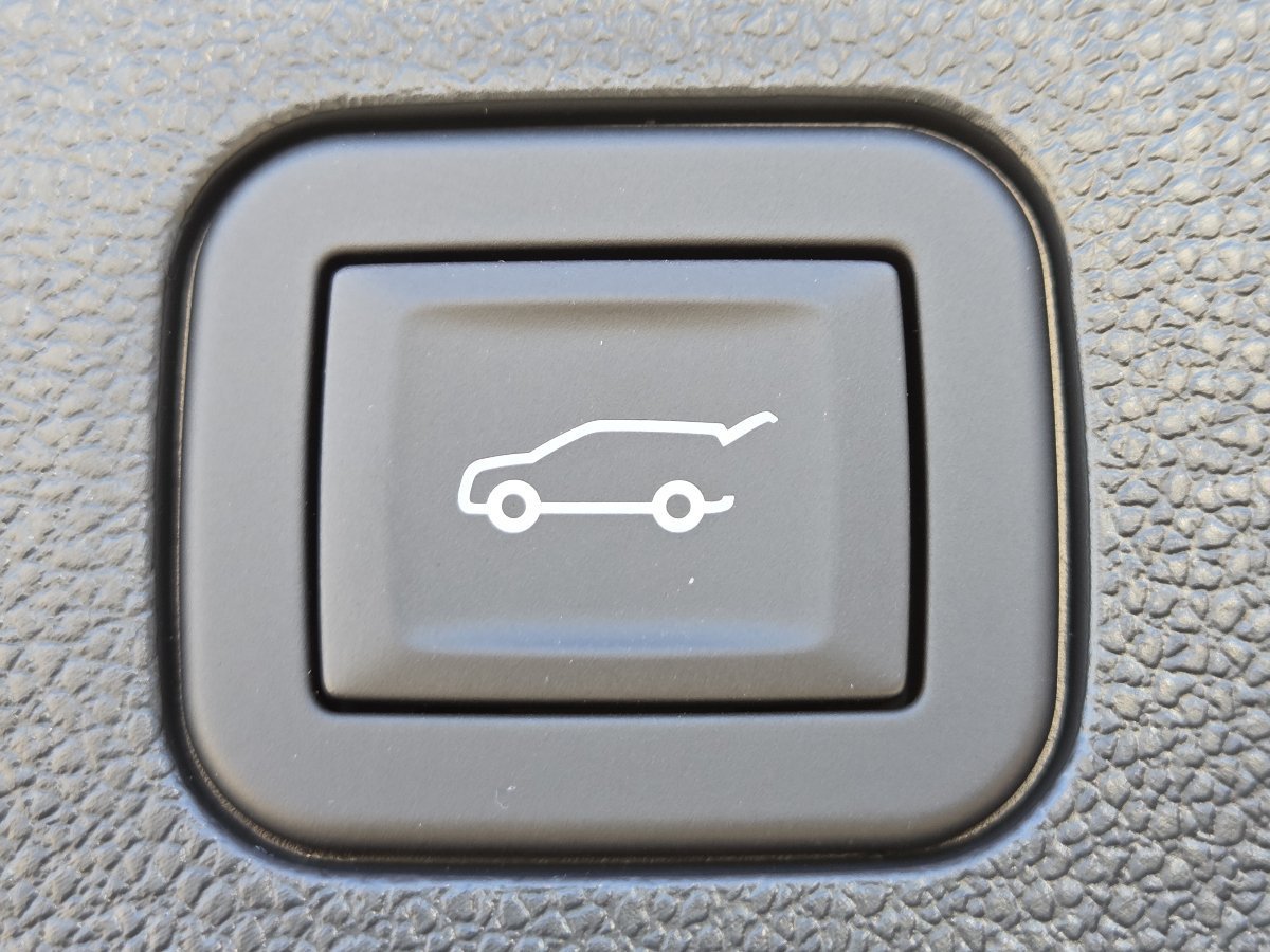 New 2027 Chevrolet Equinox LT w/ Convenience Package II AWD/4WD image 26
