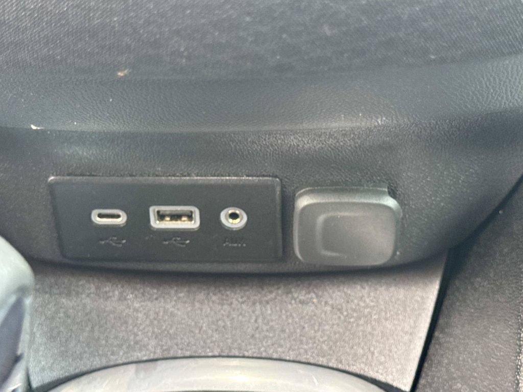 Used 2024 Chevrolet Malibu LT FWD image 25