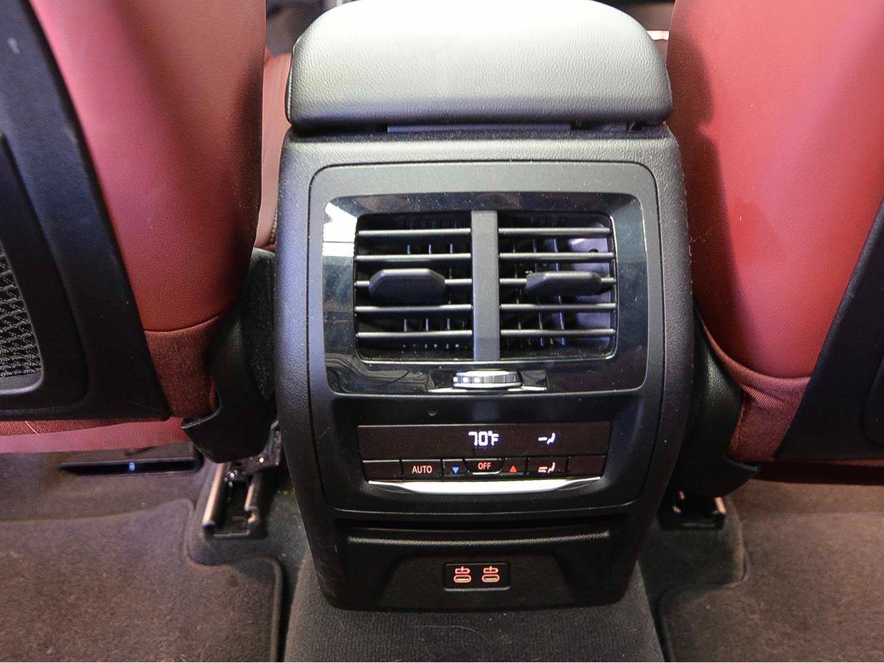 Certified 2024 BMW X3 sDrive30i w/ Premium Package image 10