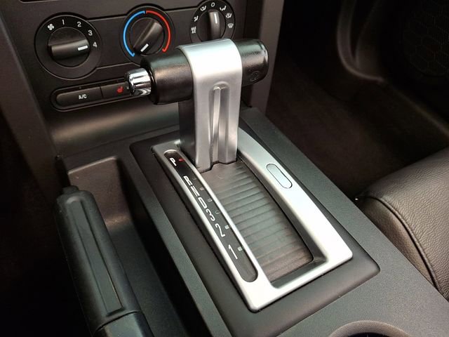Used 2008 Ford Mustang GT RWD image 12