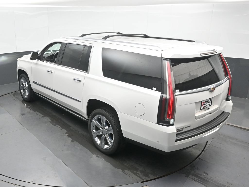 Used 2018 Cadillac Escalade ESV Premium Luxury AWD/4WD image 39