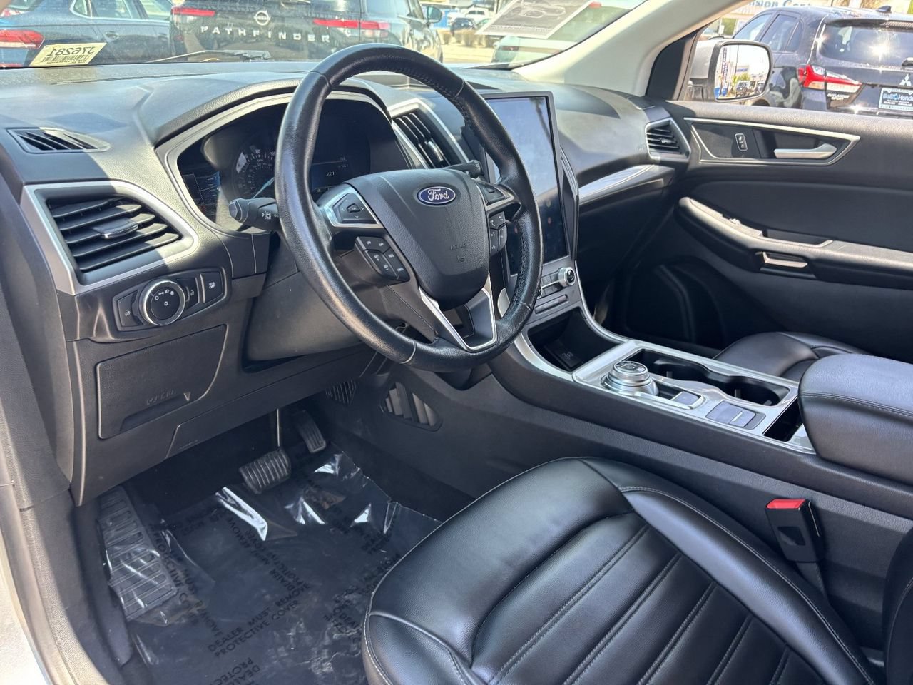 Used 2023 Ford Edge SEL AWD/4WD image 16