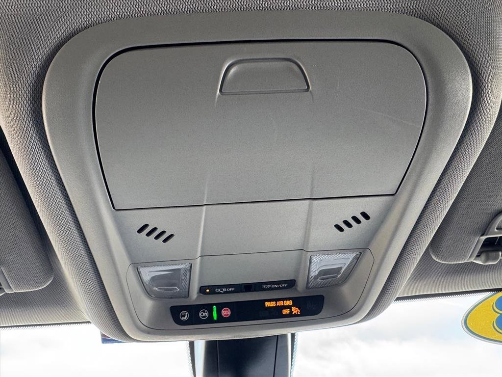 Used 2023 Chevrolet Blazer LT w/ Midnight/Sport Edition image 18