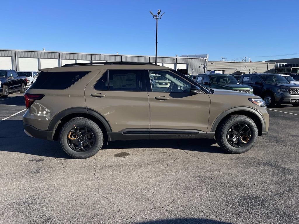 New 2026 Ford Explorer Tremor w/ Tremor Ultimate Package AWD/4WD image 2