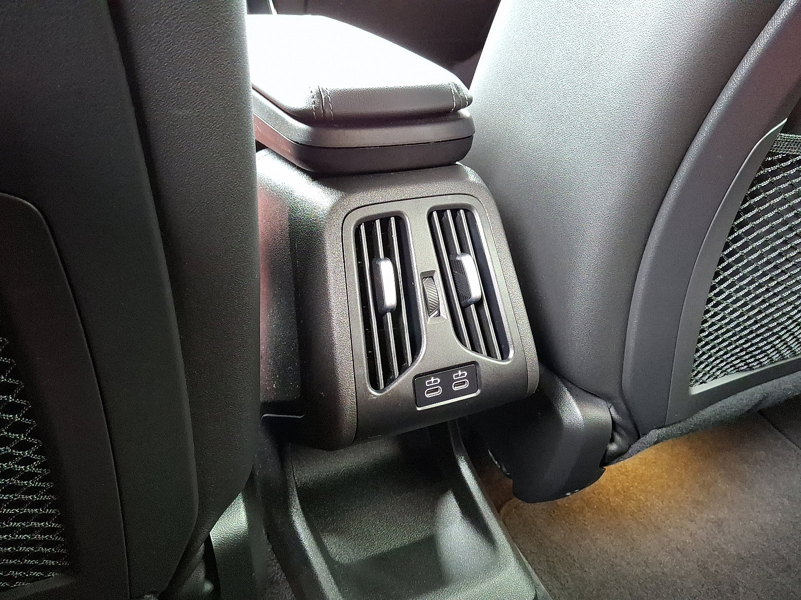 Used 2024 BMW X2 M35i w/ M Sport Professional Package image 11