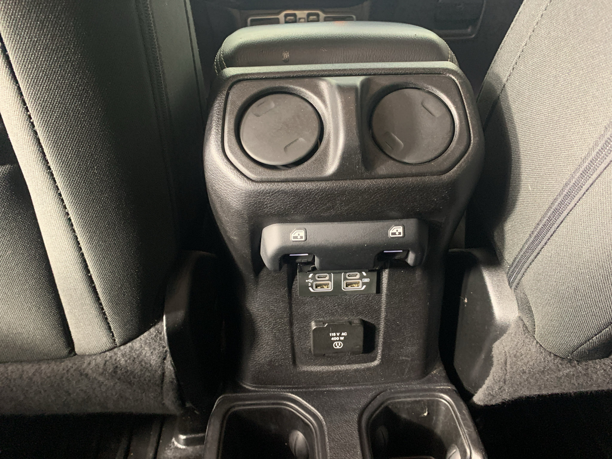 Used 2020 Jeep Gladiator Overland AWD/4WD image 30