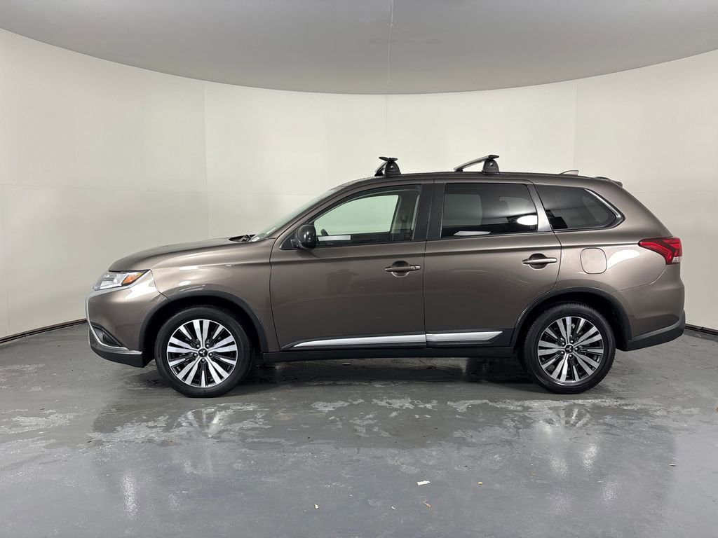 Used 2019 Mitsubishi Outlander ES image 3