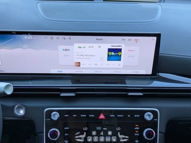 Used 2025 Genesis GV80 2.5T image 18