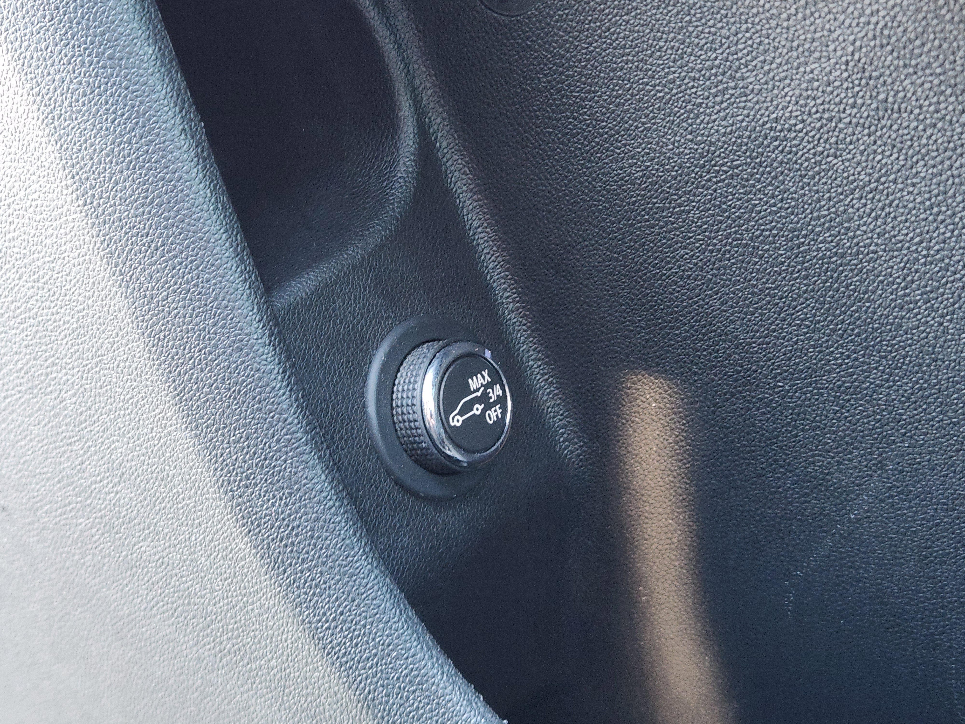 Used 2020 Cadillac XT4 Sport w/ Driver Awareness Package image 29