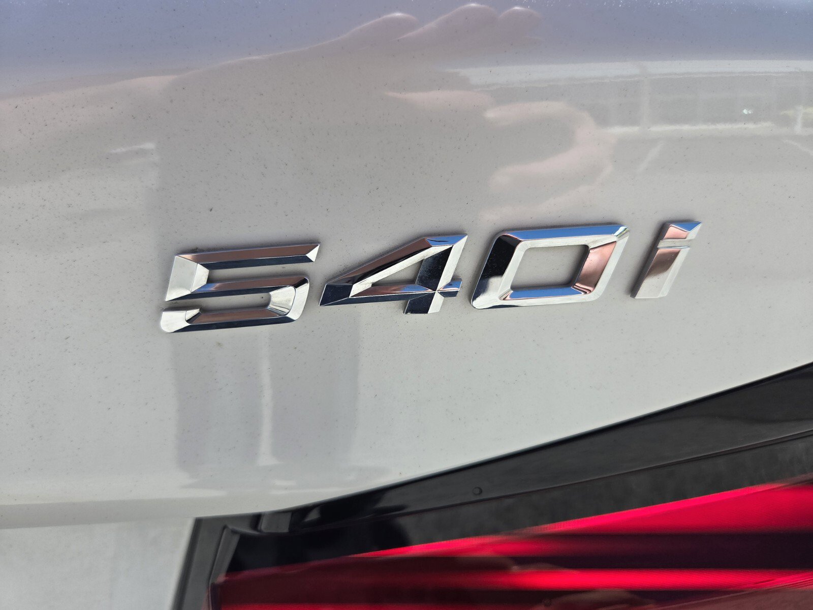 Used 2021 BMW 540i w/ Premium Package image 14