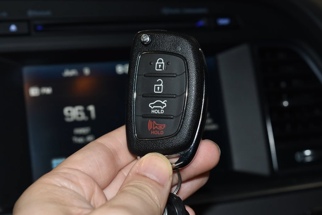 Used 2017 Hyundai Sonata Sport FWD image 18