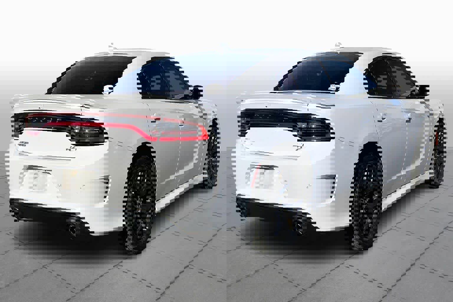 Used 2019 Dodge Charger R/T image 12