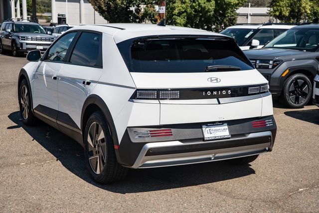 New 2026 Hyundai Ioniq 5 SEL RWD image 2